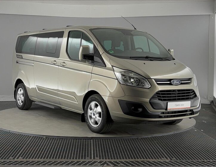 Ford Tourneo Custom Kombi 2,0 l 125 kw