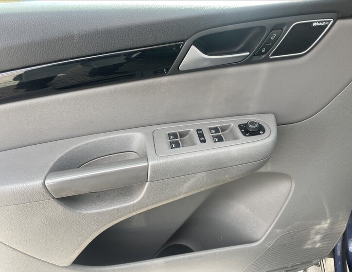 Volkswagen Sharan MPV 2,0 l 135 kw