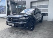 Volkswagen Touareg 1