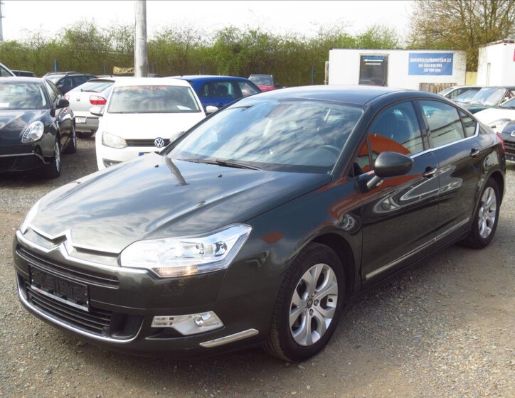 Citroën C5 Sedan / Limuzína 2,0 l 103 kw