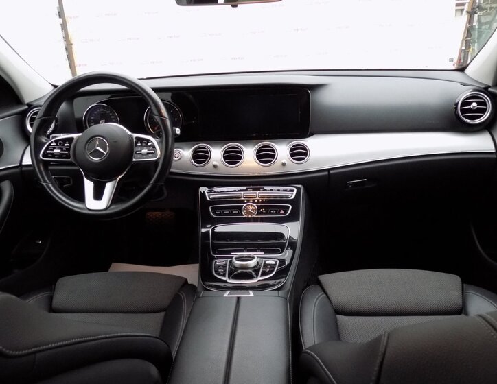 Mercedes-Benz Třídy E 20