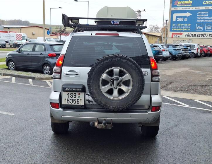 Toyota Land Cruiser 5