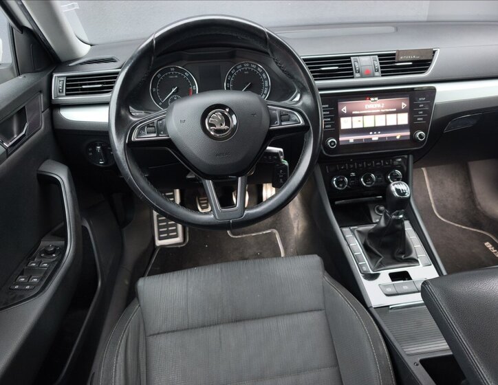 Škoda Superb Sedan 2,0 l 110 kw