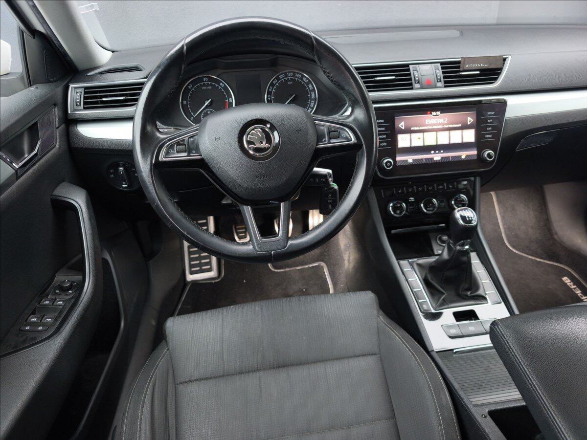 Škoda Superb Sedan 2,0 l 110 kw