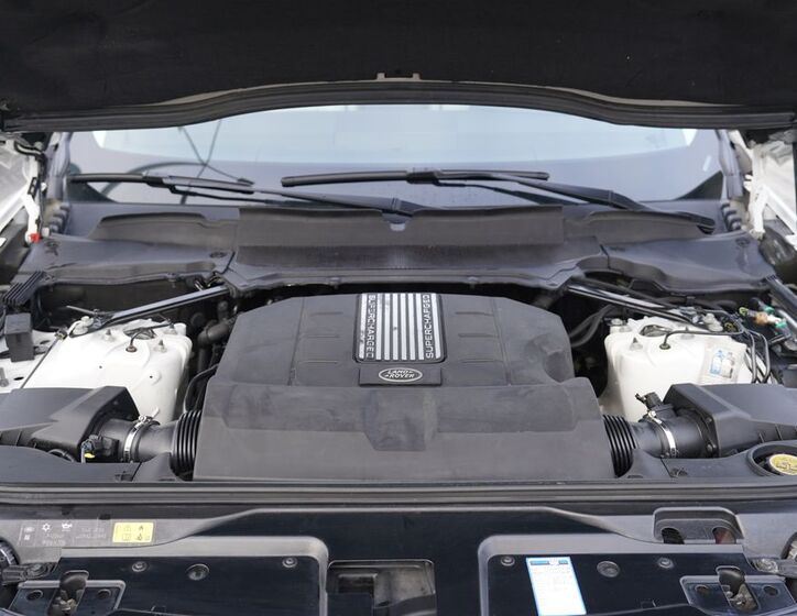 Land Rover Discovery 10