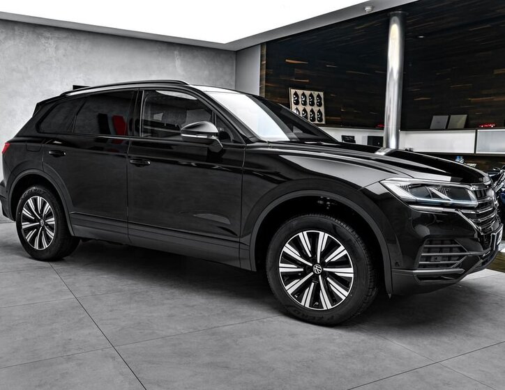 Volkswagen Touareg SUV / Terénní 3,0 l 170 kw