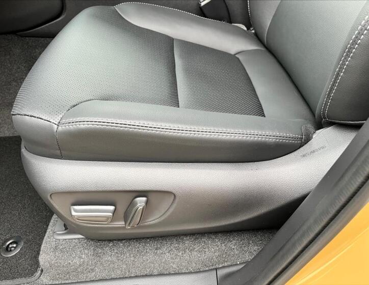 Toyota Land Cruiser 18