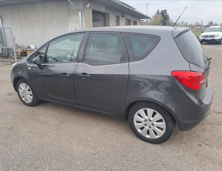 Opel Meriva Hatchback 1,2 l 55 kw