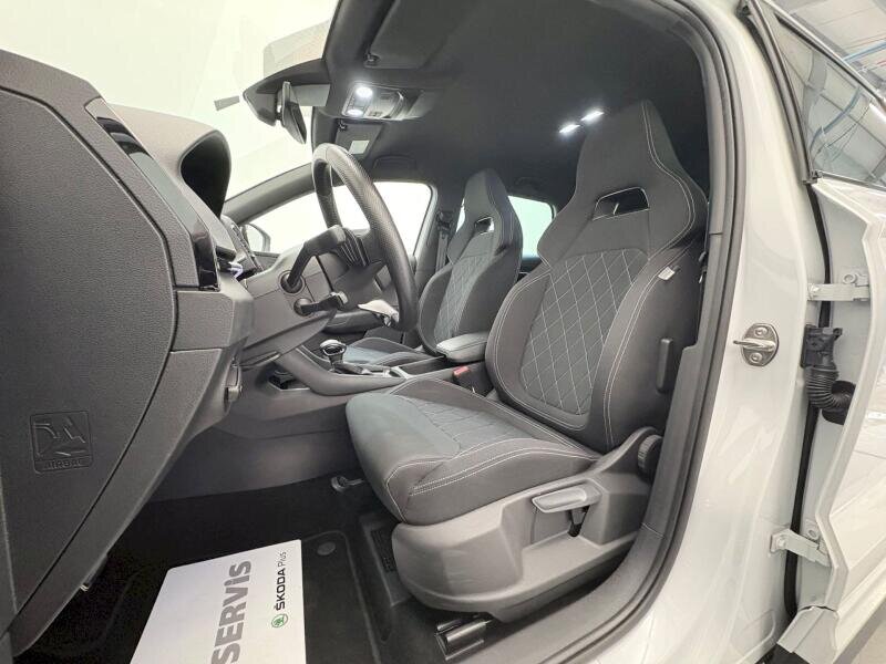 Škoda Karoq SUV 1,5 l 110 kw