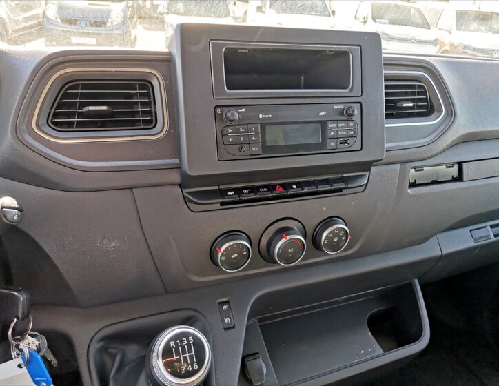 Renault Master Valník 2,3 l 120 kw