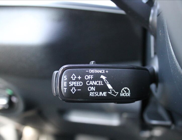 Škoda Karoq SUV / Terénní 1,5 l 110 kw