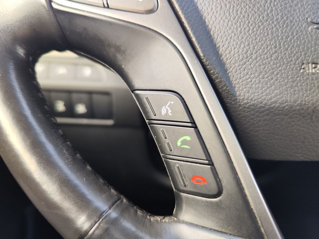 Hyundai Grand Santa Fe