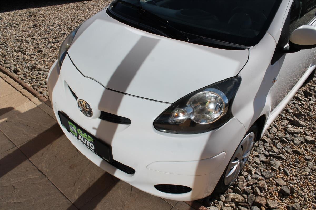 Toyota Aygo Hatchback 998,0 50 kw