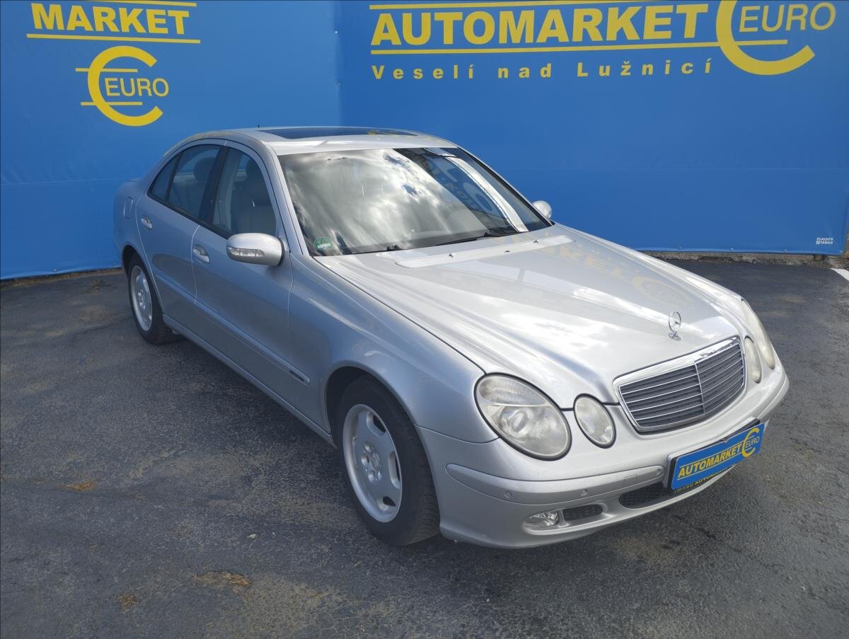 Mercedes-Benz Třídy E Sedan / Limuzína 1,8 l 120 kw