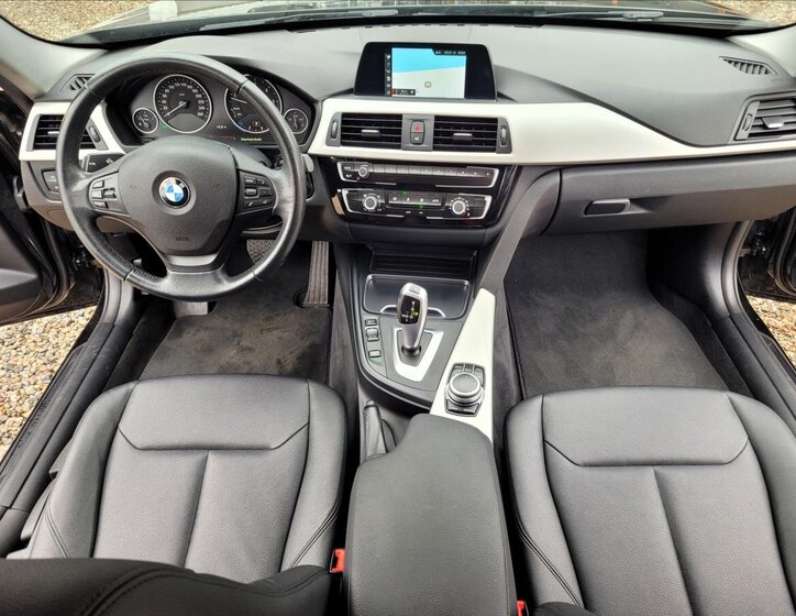 BMW Řada 3 Kombi 2,0 l 100 kw