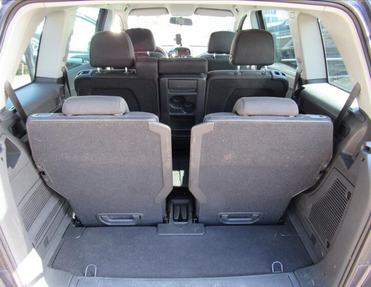 Opel Zafira Kombi 1,7 l 81 kw