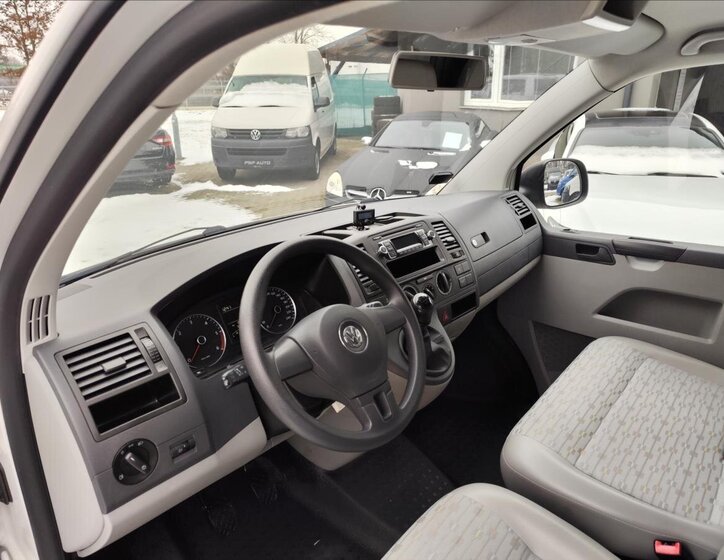 Volkswagen Transporter Ostatní 2,0 l 84 kw