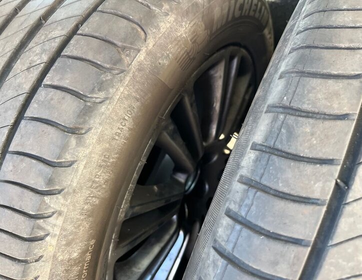 Ford Kuga SUV 1,6 l 134 kw