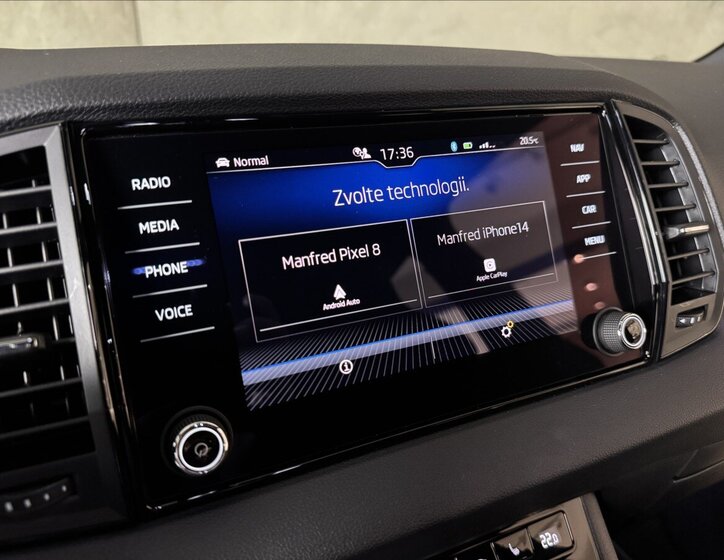 Škoda Karoq SUV 1,5 l 110 kw