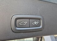 Volvo XC40 SUV / Terénní 2,0 l 120 kw