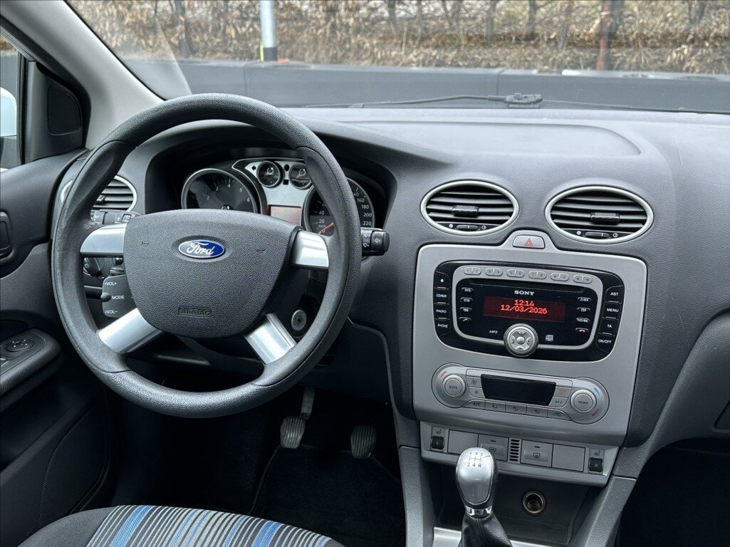 Ford Focus Hatchback 1,6 l 74 kw