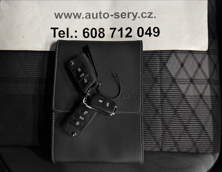 Volkswagen T-Roc SUV 2,0 l 140 kw