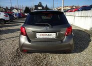 Toyota Yaris Kombi 1,3 l 73 kw
