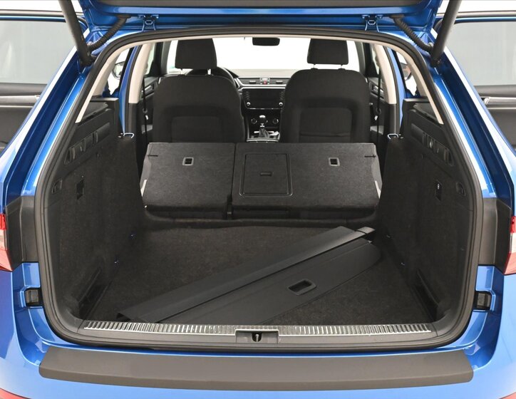 Škoda Superb Kombi 1,5 l 110 kw