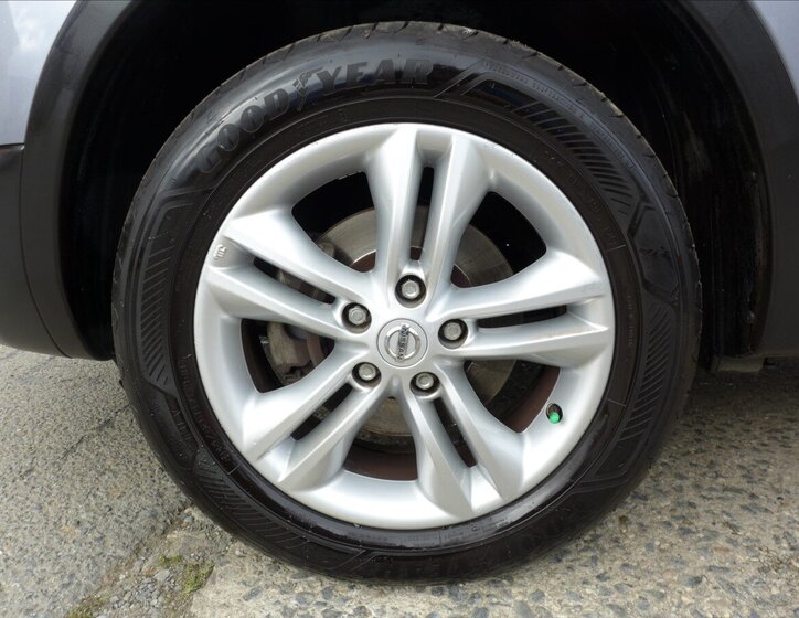 Nissan Qashqai SUV / Terénní 1,6 l 86 kw