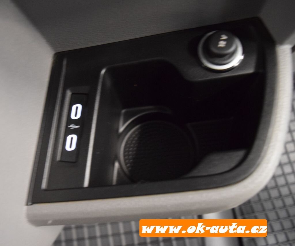 Volkswagen Transporter Skříň 0,0 110 kw