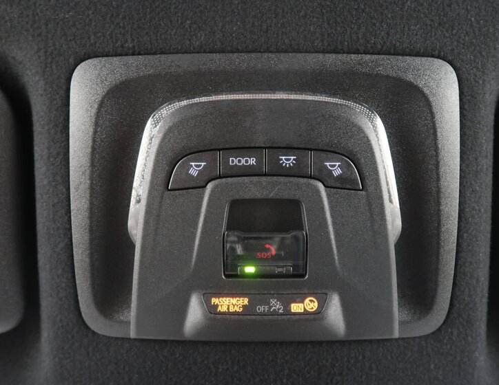 Toyota Corolla Cross Hatchback 2,0 l 112 kw