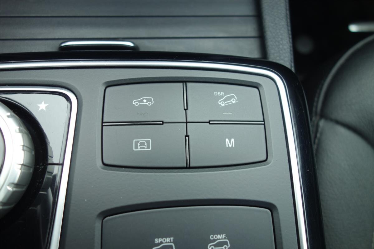 Mercedes-Benz GLE SUV / Terénní 3,0 l 190 kw