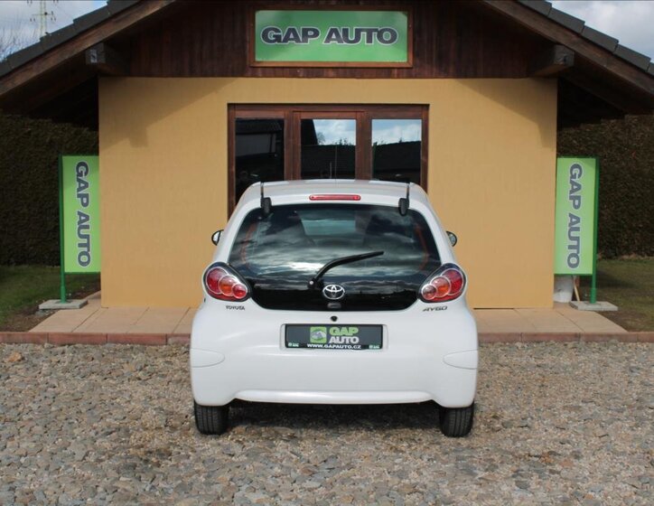 Toyota Aygo Hatchback 998,0 50 kw