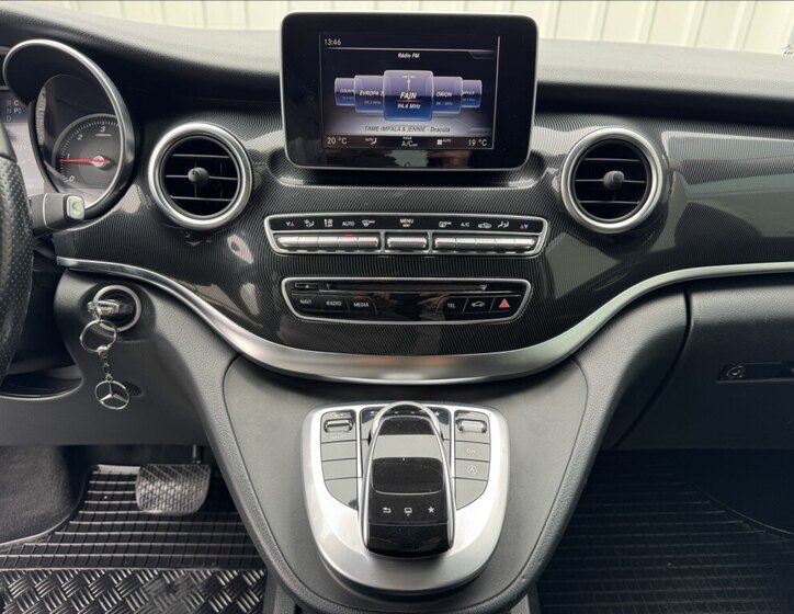 Mercedes-Benz Třídy V Kombi 2,1 l 120 kw