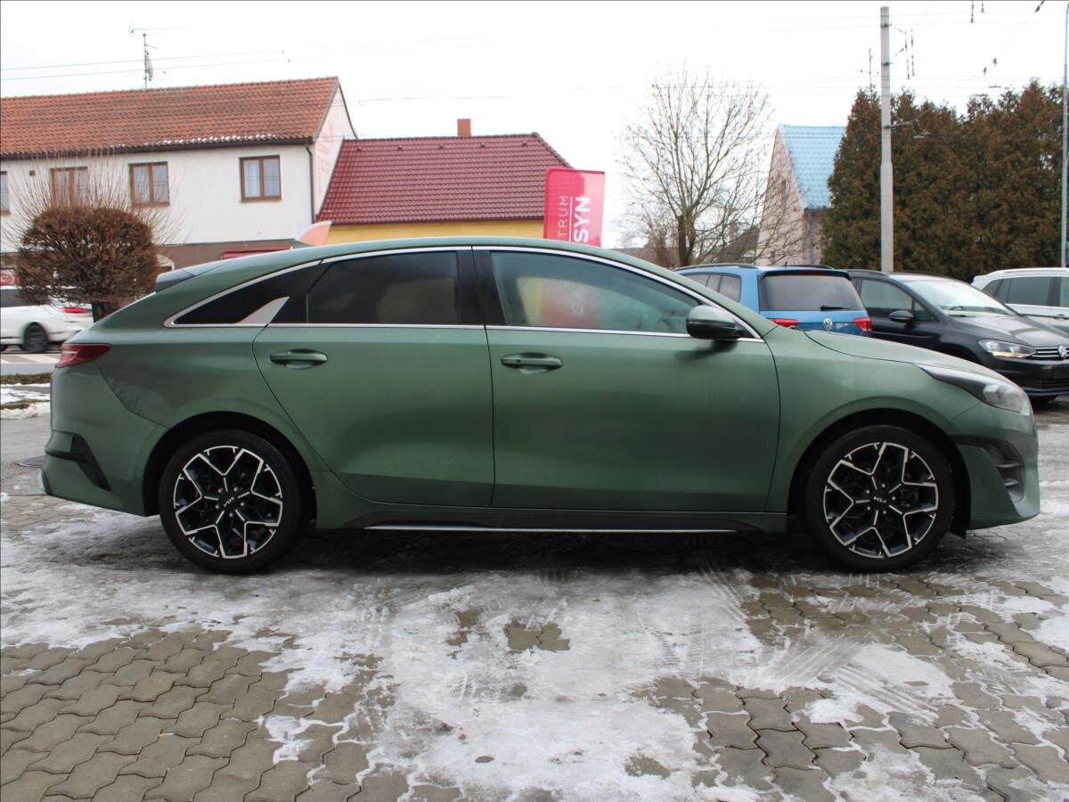 KIA ProCeed Kombi 1,5 l 103 kw