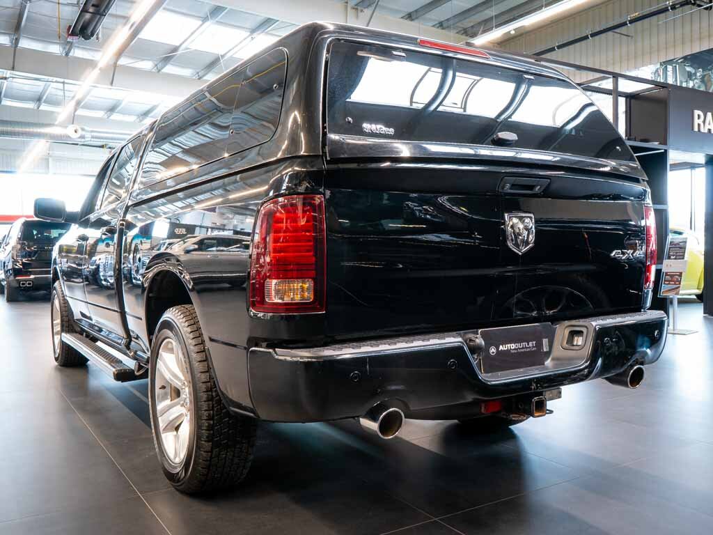 Dodge RAM Pick-up 5,7 l 286 kw