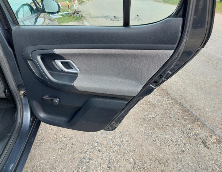 Škoda Fabia Hatchback 1,2 l 44 kw