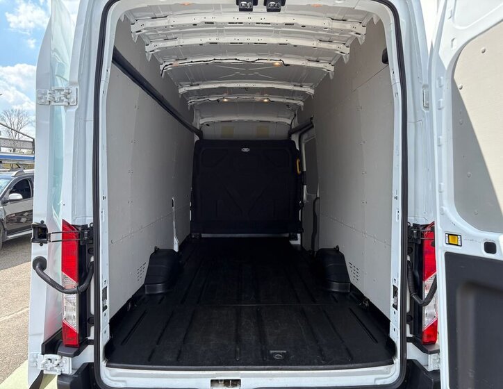 Ford Transit Skříň 2,0 l 77 kw