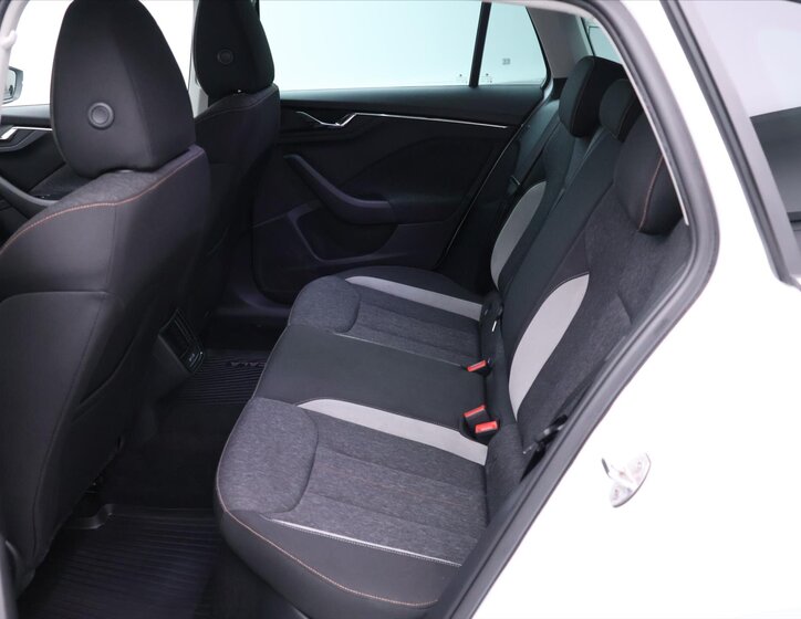 Škoda Scala Hatchback 1,5 l 110 kw