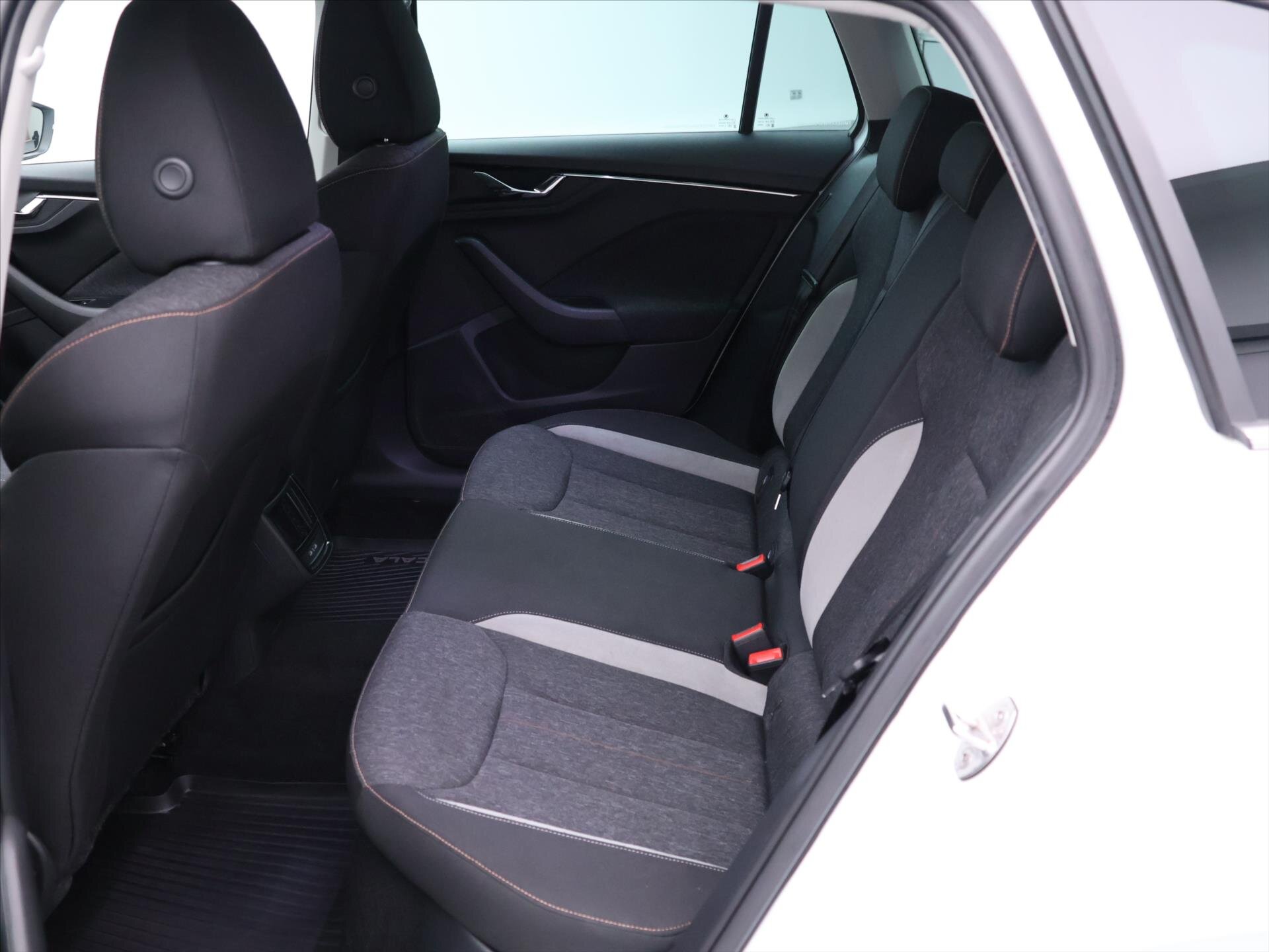 Škoda Scala Hatchback 1,5 l 110 kw