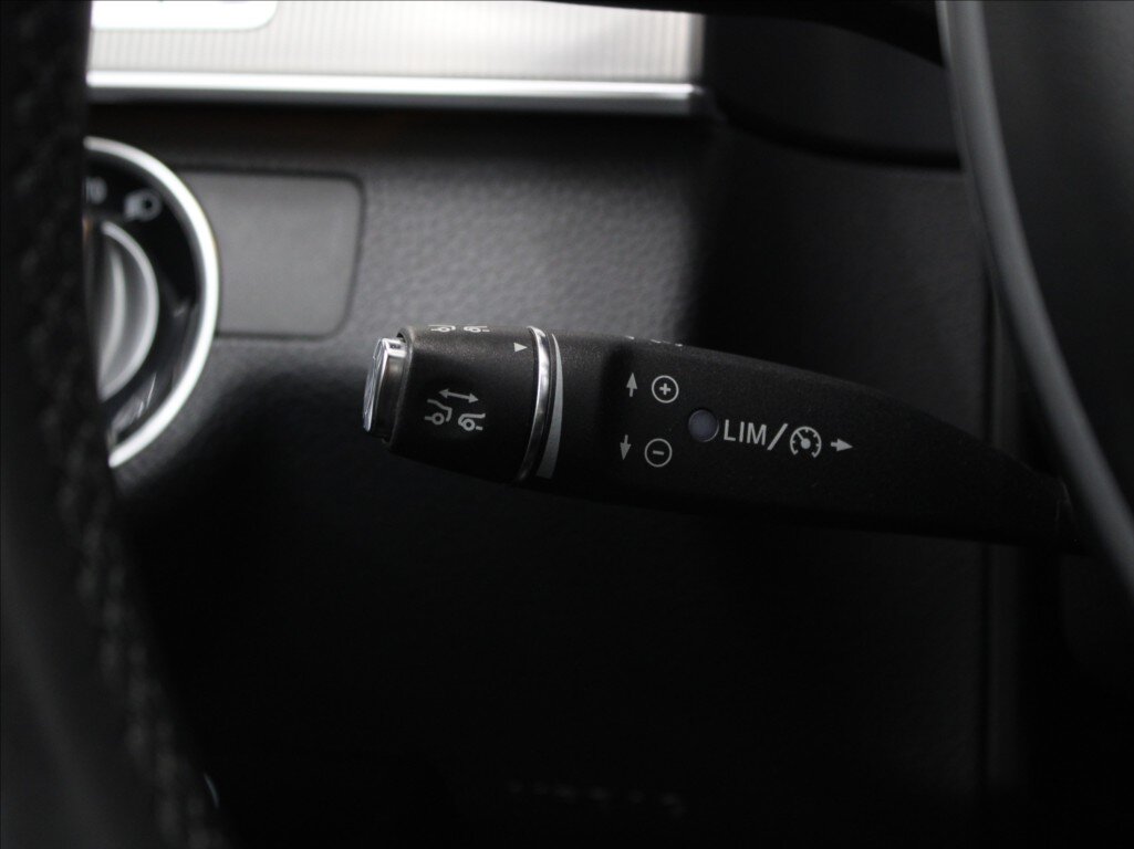 Mercedes-Benz Třídy E Kombi 3,0 l 190 kw