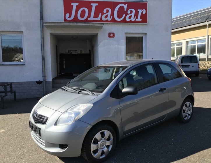 Toyota Yaris Hatchback 998,0 51 kw