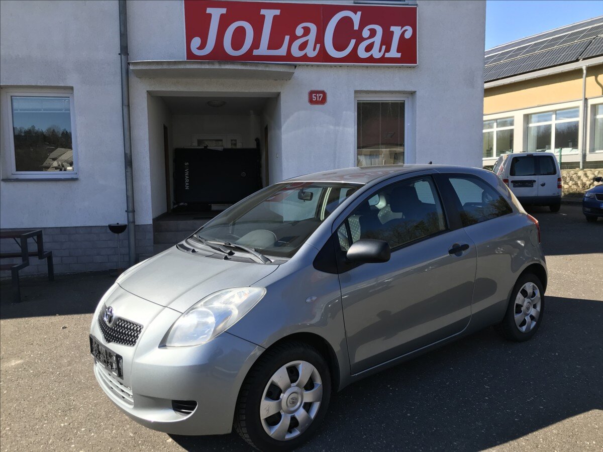 Toyota Yaris Hatchback 998,0 51 kw