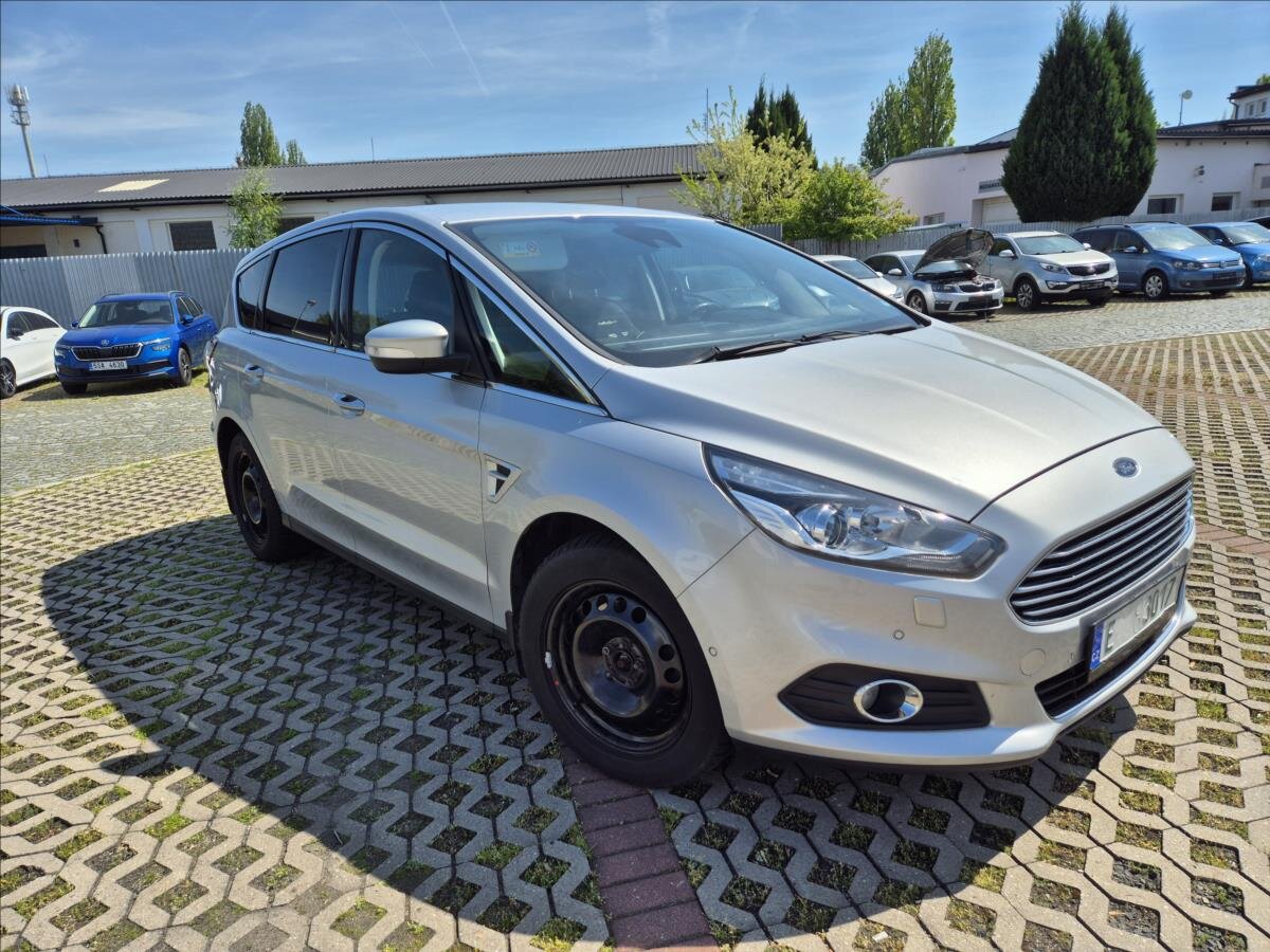 Ford S-MAX MPV 2,0 l 132 kw