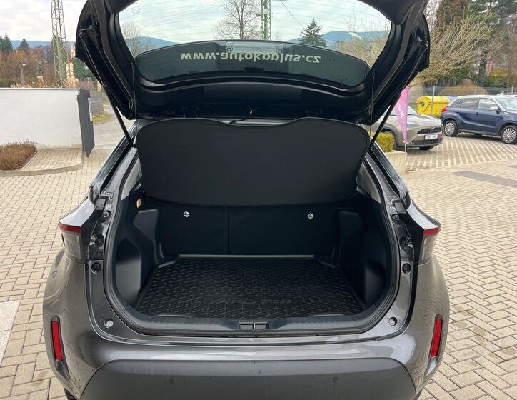 Toyota Yaris Cross SUV / Terénní 1,5 l 68 kw