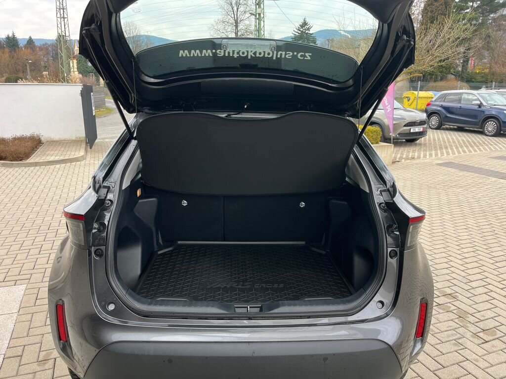 Toyota Yaris Cross SUV / Terénní 1,5 l 68 kw