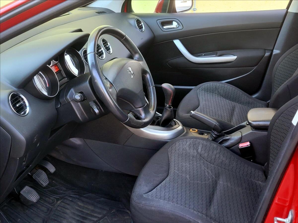 Peugeot 308 Kombi 1,6 l 88 kw