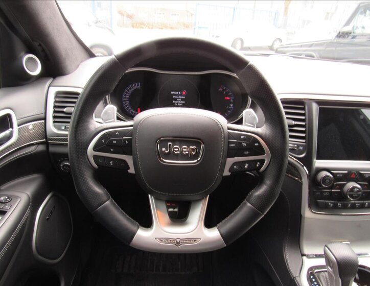 Jeep Grand Cherokee SUV / Terénní 6,2 l 527 kw