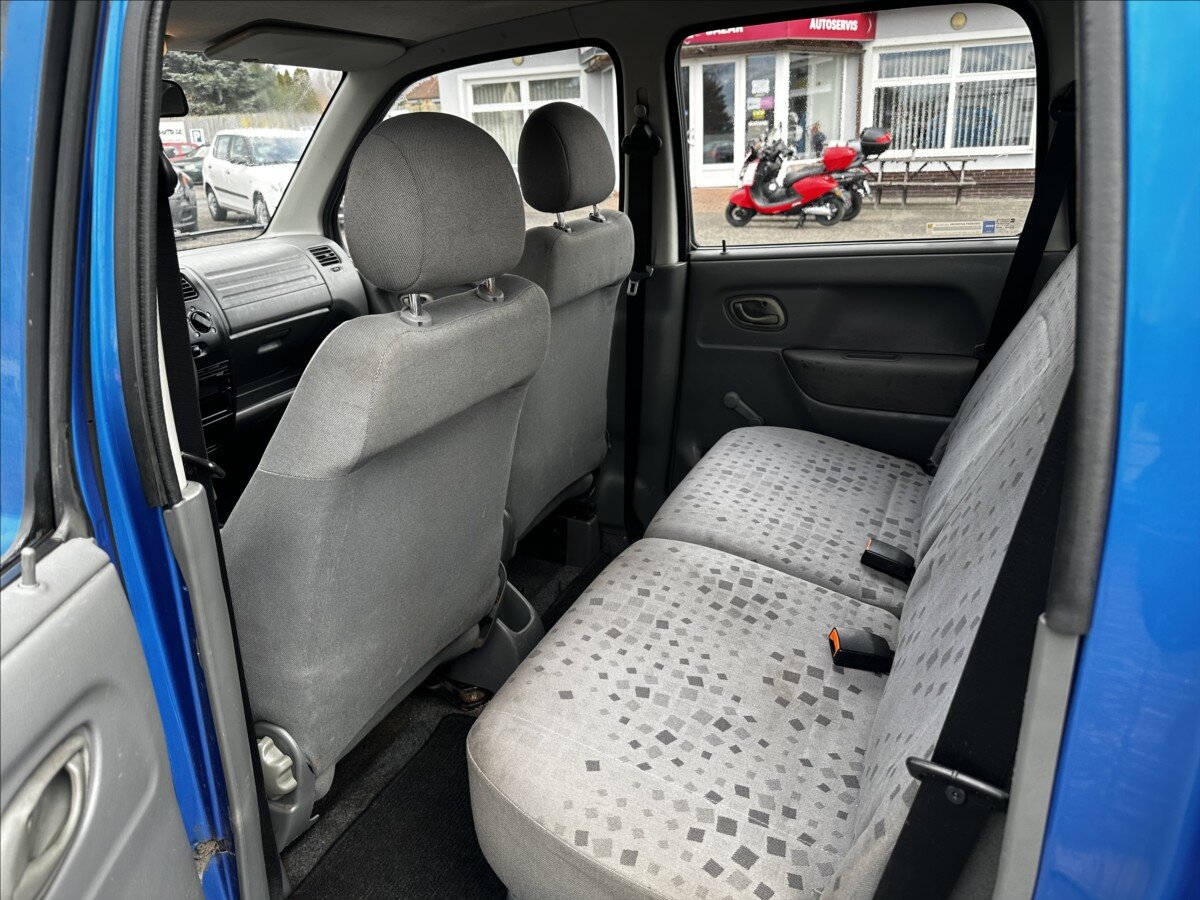 Opel Agila Hatchback 973,0 43 kw