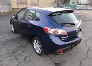 Mazda 3 8